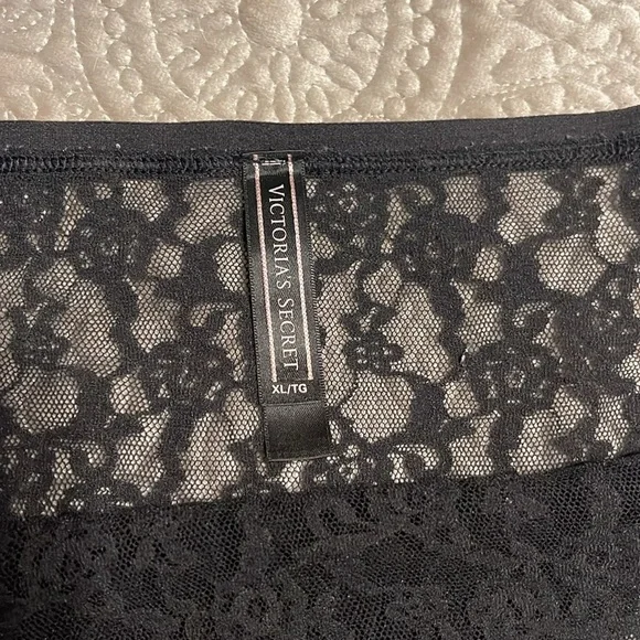 Victoria’s Secret XL Hiphuggers. - Picture 4 of 11